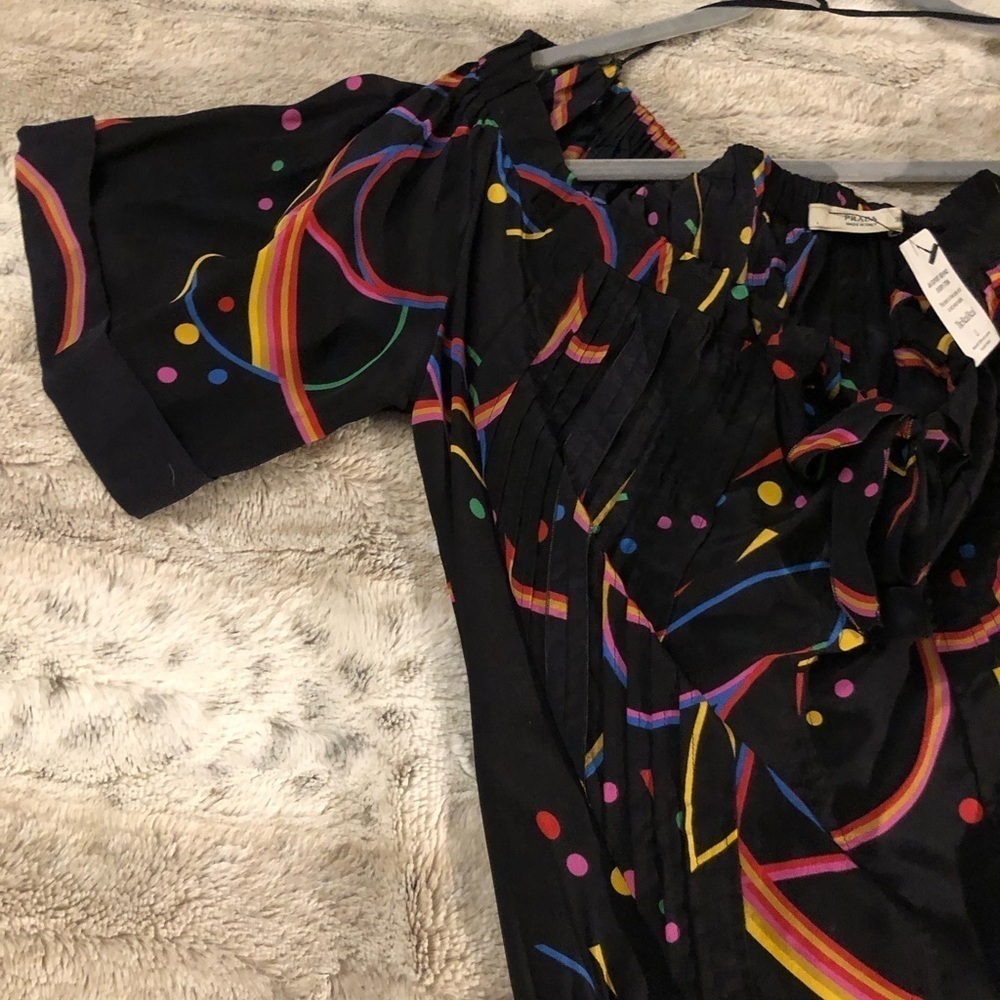 : : PRADA Silk Off Shoulder Multicolor Fun Print Dress : :​ - Picture 10 of 16